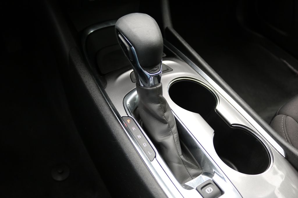 Used Car 2024 Chevrolet Malibu  Lt For Sale Under $25,000 In Austin, Texas