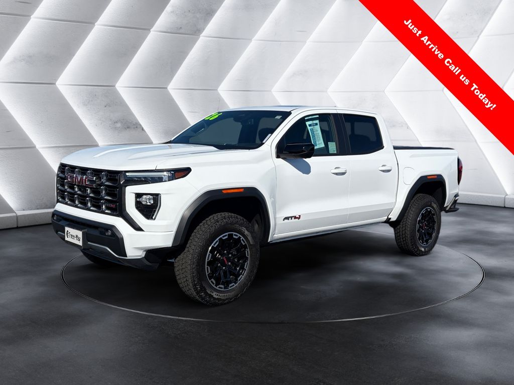 Summit White 2026 GMC Canyon AT4 Crew Cab 4WD Pickup Truck Four-Wheel Drive 8-Speed Automatic