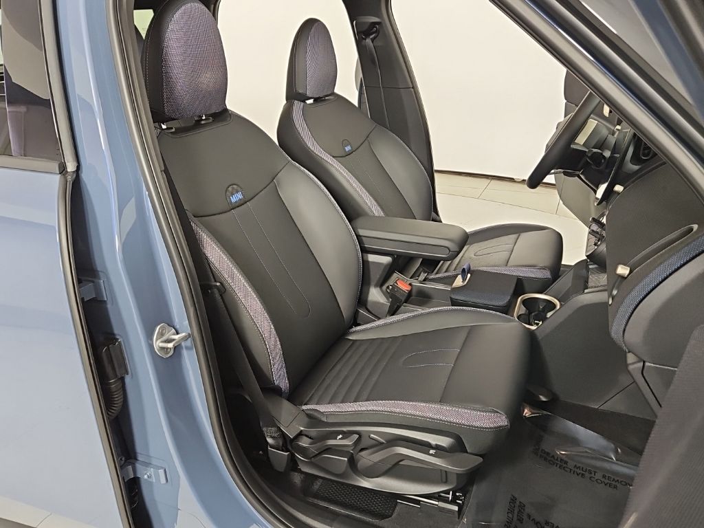 Thumbnail: 2026 MINI Cooper Countryman - 16