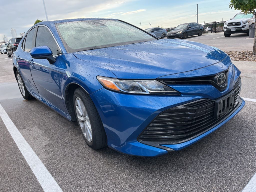 2019 Toyota Camry LE 2