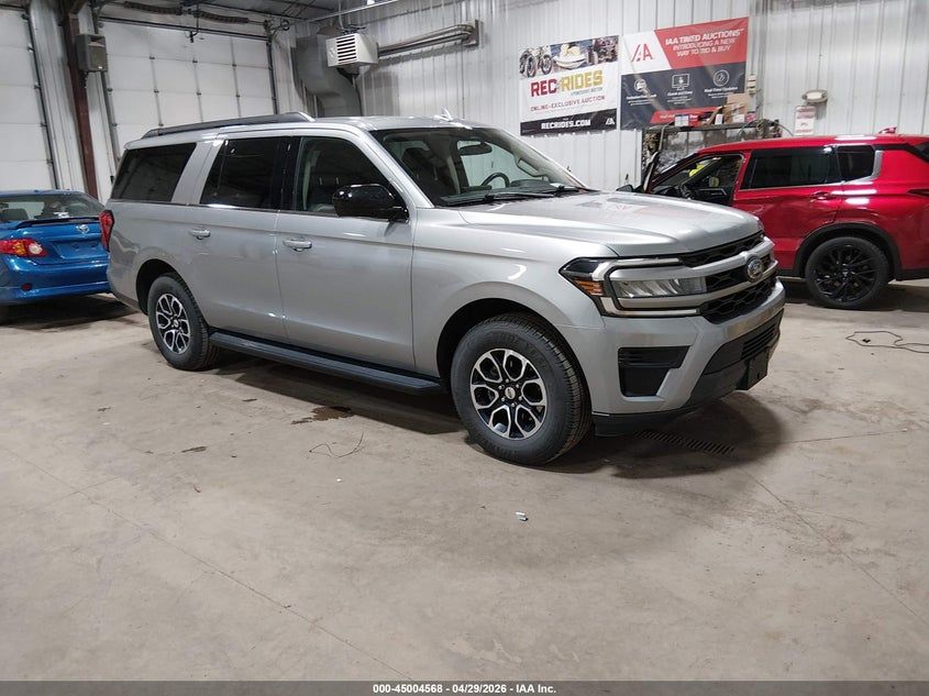 2023 Ford Expedition's photo