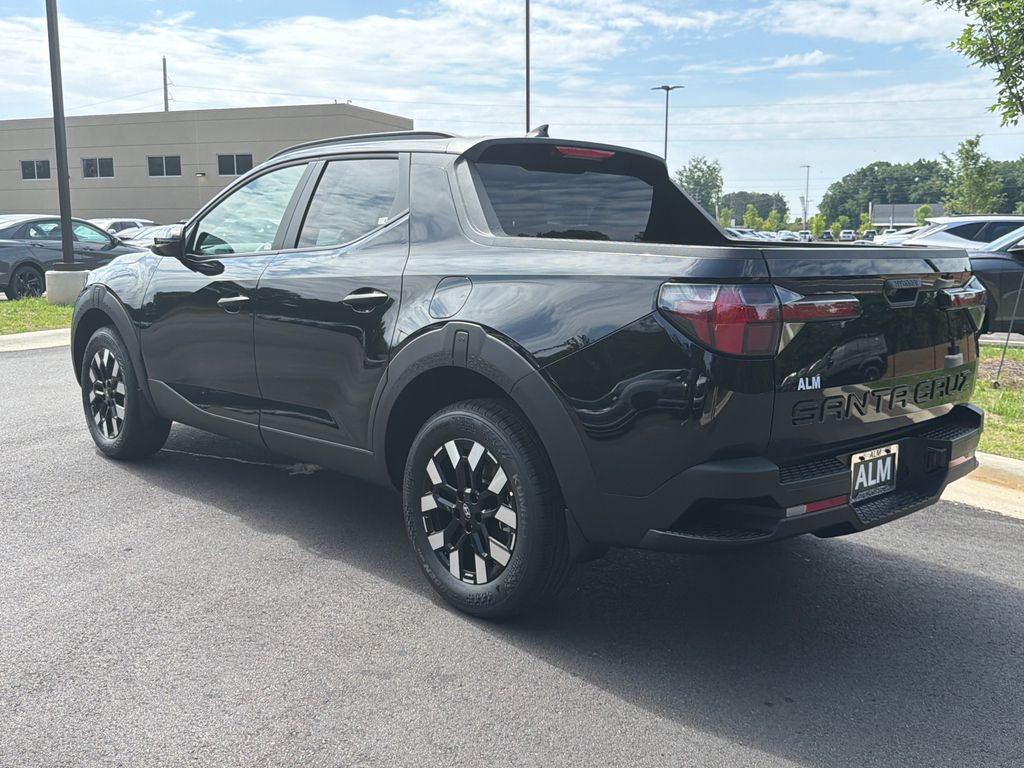 New 2026 Black Hyundai SEL image 4