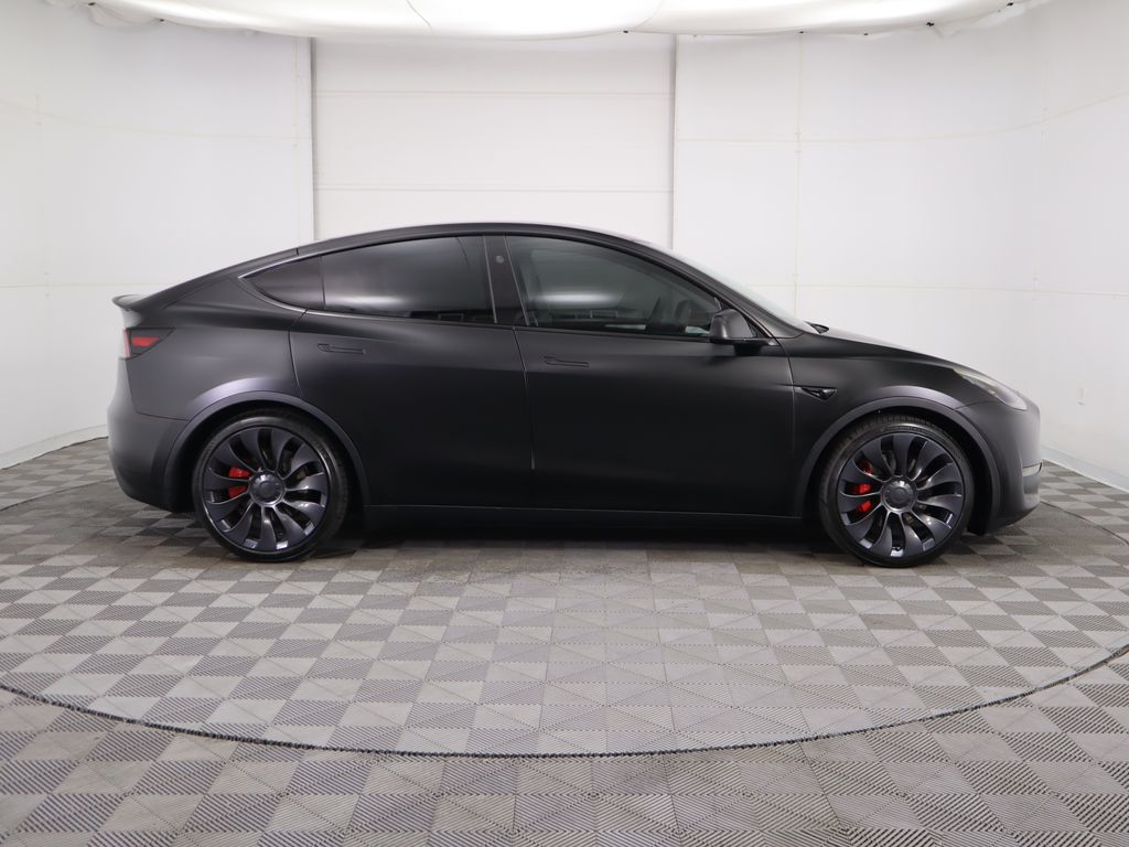 Thumbnail: 2023 Tesla Model Y - 4