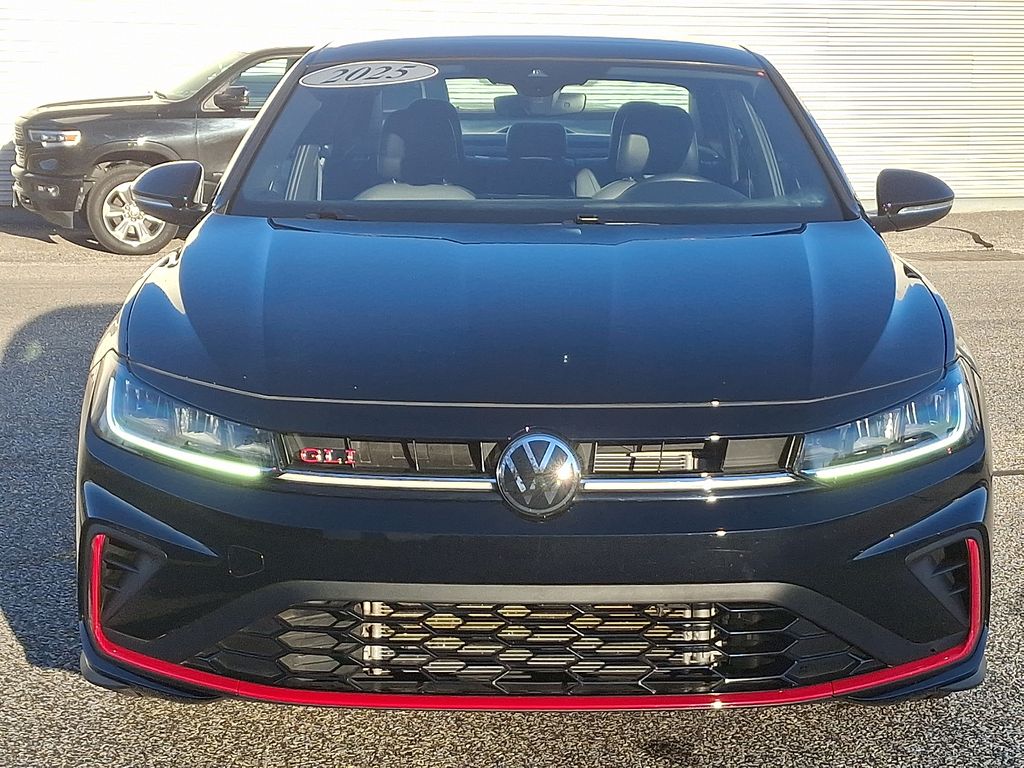 Thumbnail: 2025 Volkswagen Jetta - 2