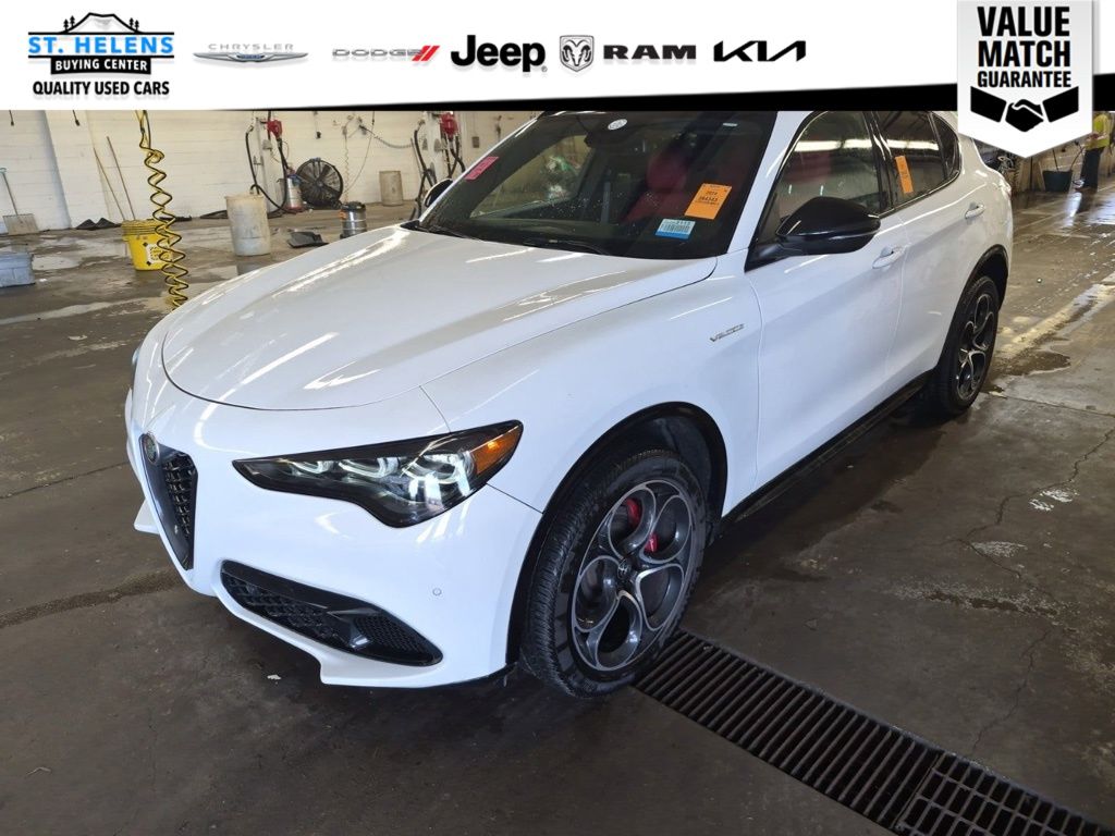 2024 Alfa Romeo Stelvio Veloce