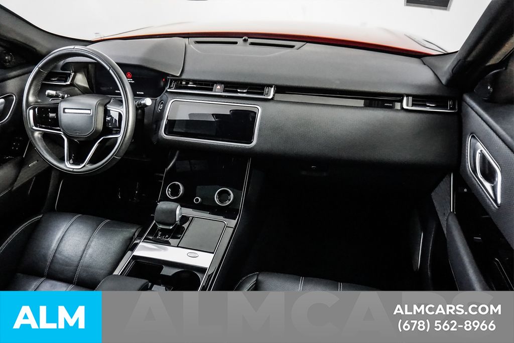 Used 2022 Red Land Rover P250 R-Dynamic S image 23