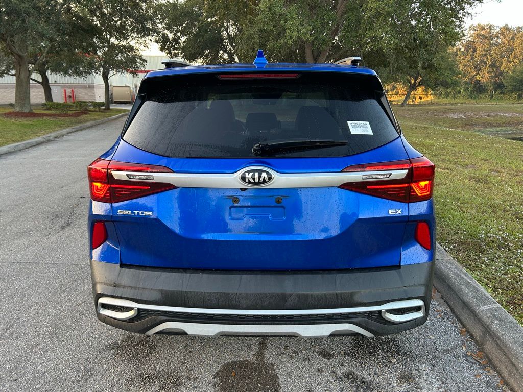 Thumbnail: 2021 Kia Seltos - 4