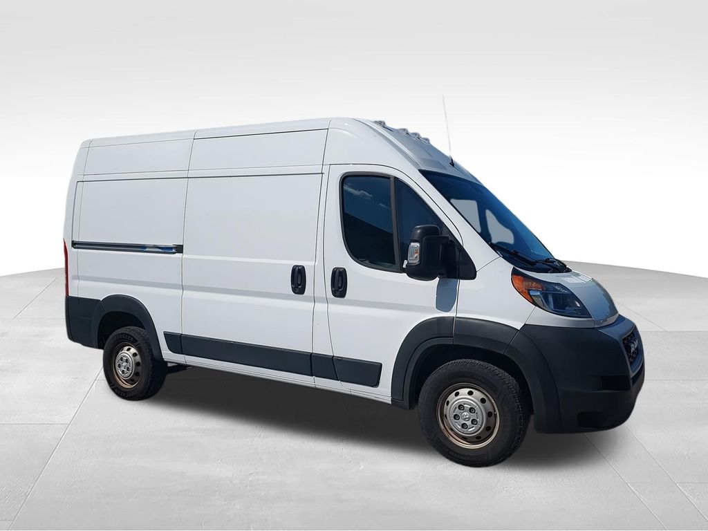 Used 2020 White Ram Base image 2