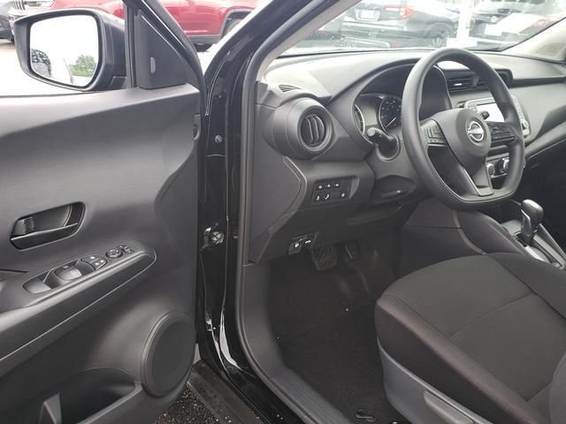 new 2025 Nissan Kicks Play car, priced at $21,149