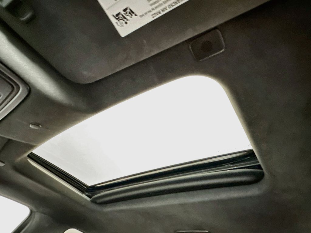 GMCSierra 2500HD21