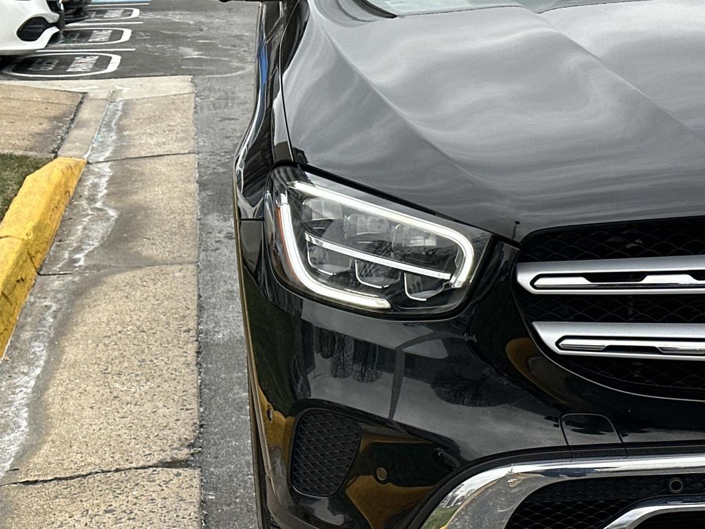 Thumbnail: 2020 Mercedes-Benz GLC - 4