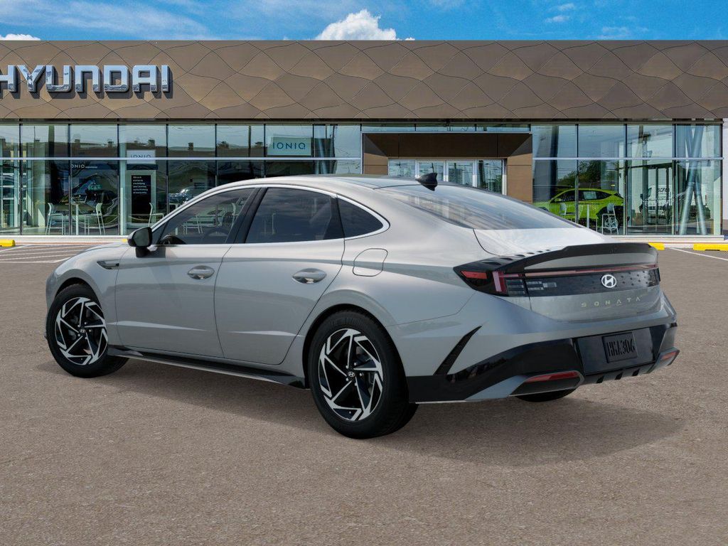 2025 Hyundai Sonata SEL 5