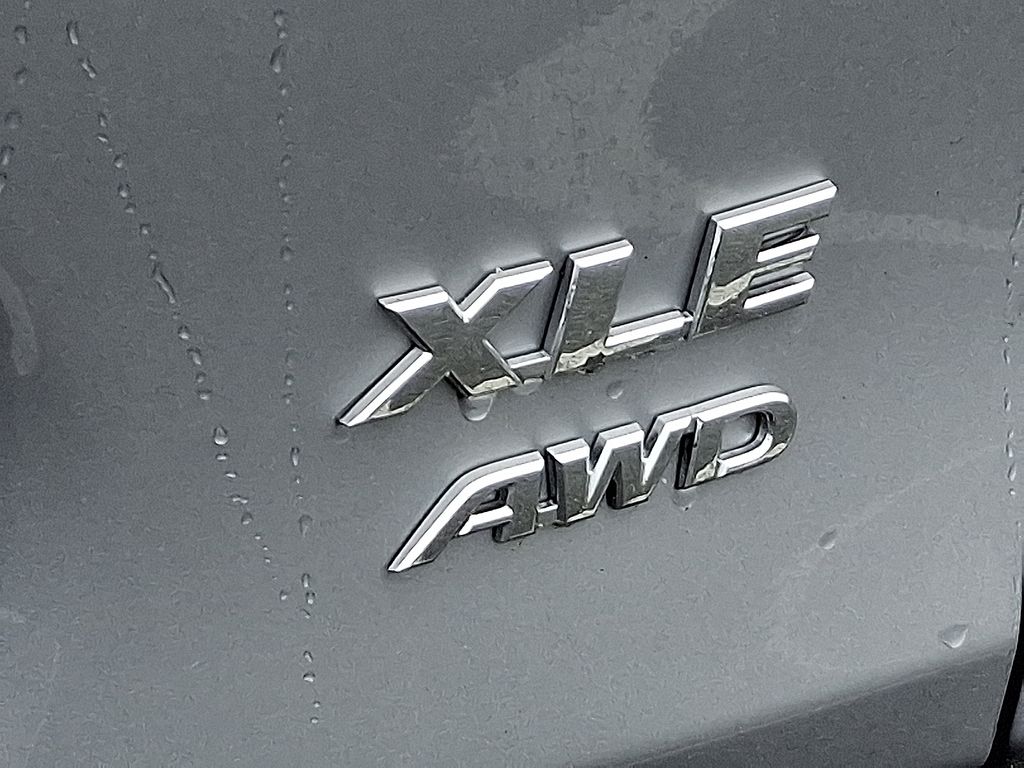 Thumbnail: 2025 Toyota RAV4 - 6