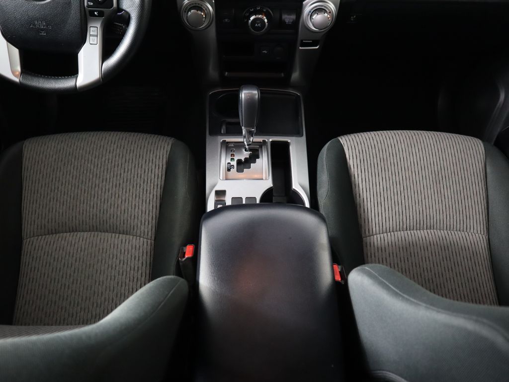 Thumbnail: 2021 Toyota 4Runner - 16