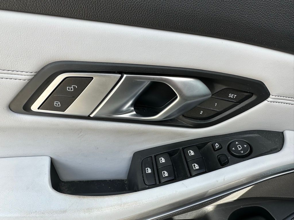 Thumbnail: 2022 BMW M3 - 19