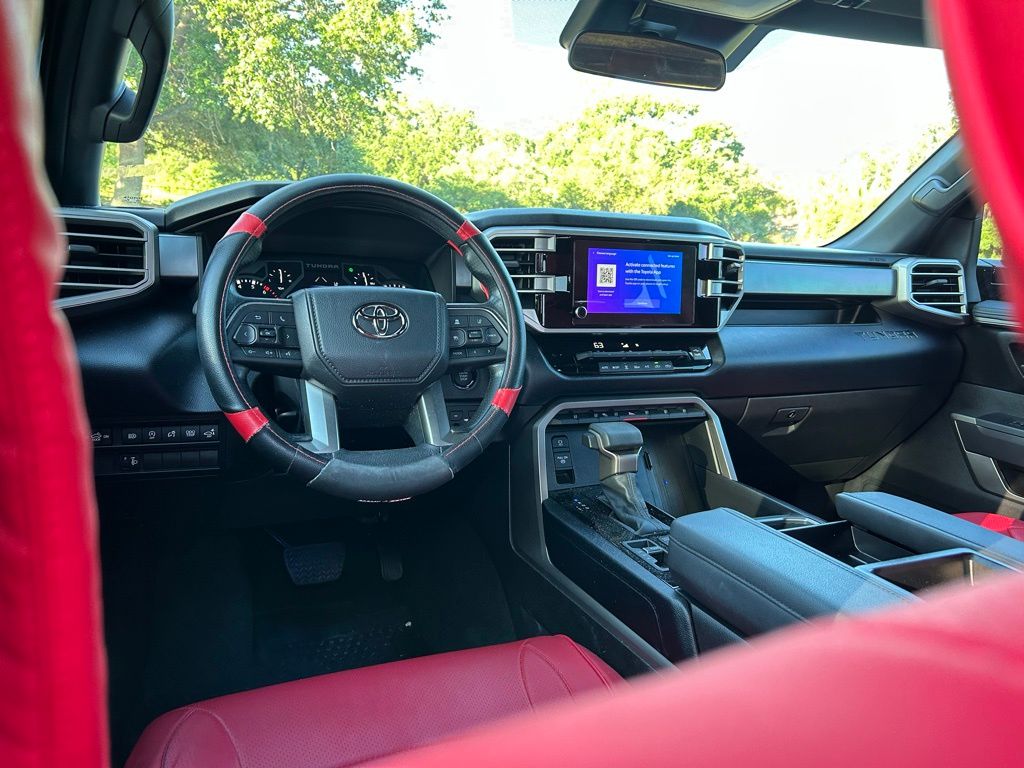 Thumbnail: 2025 Toyota Tundra - 12