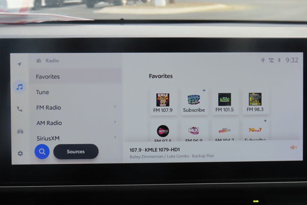 Thumbnail: 2025 Toyota Camry - 12