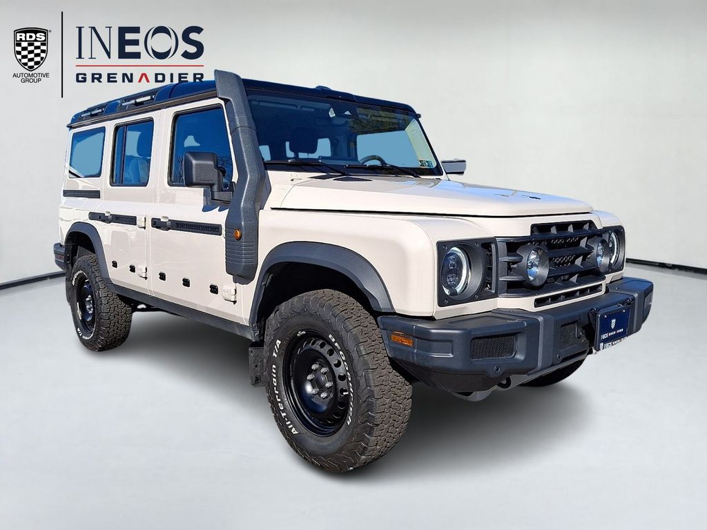 View vehicle photo 2