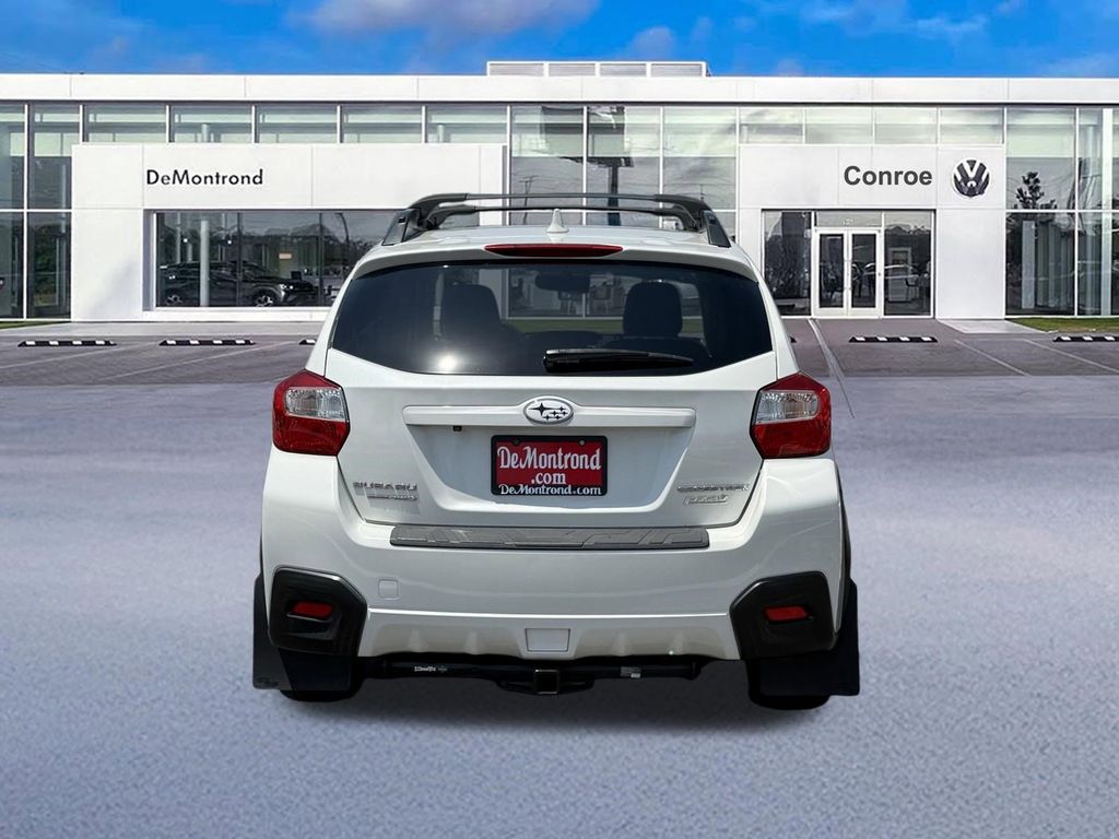 2017 Subaru Crosstrek 2.0i Limited White at Durrett Motor Company