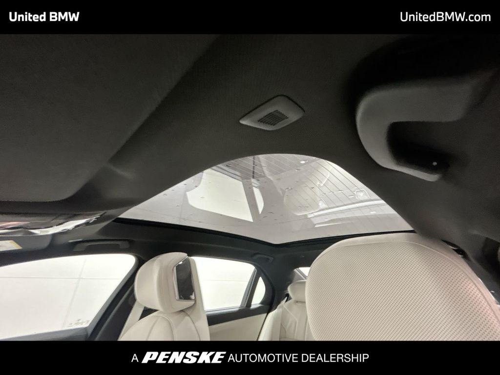 2025 BMW 7 Series 760i xDrive 20