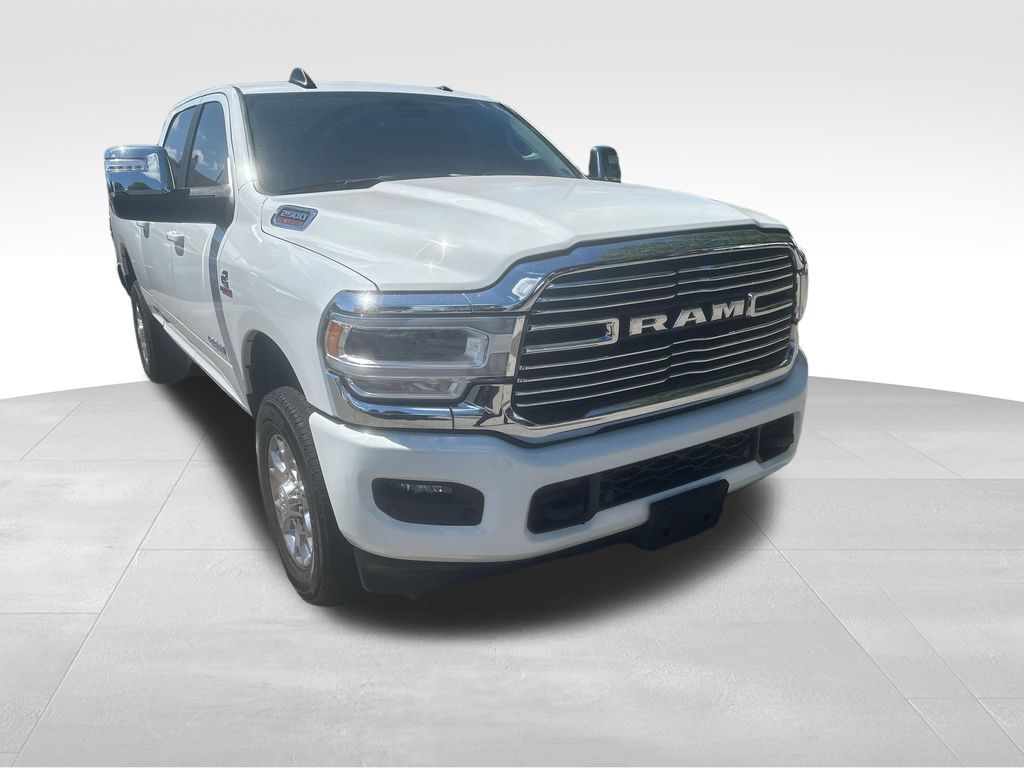 Used 2023 White Ram Laramie image 33