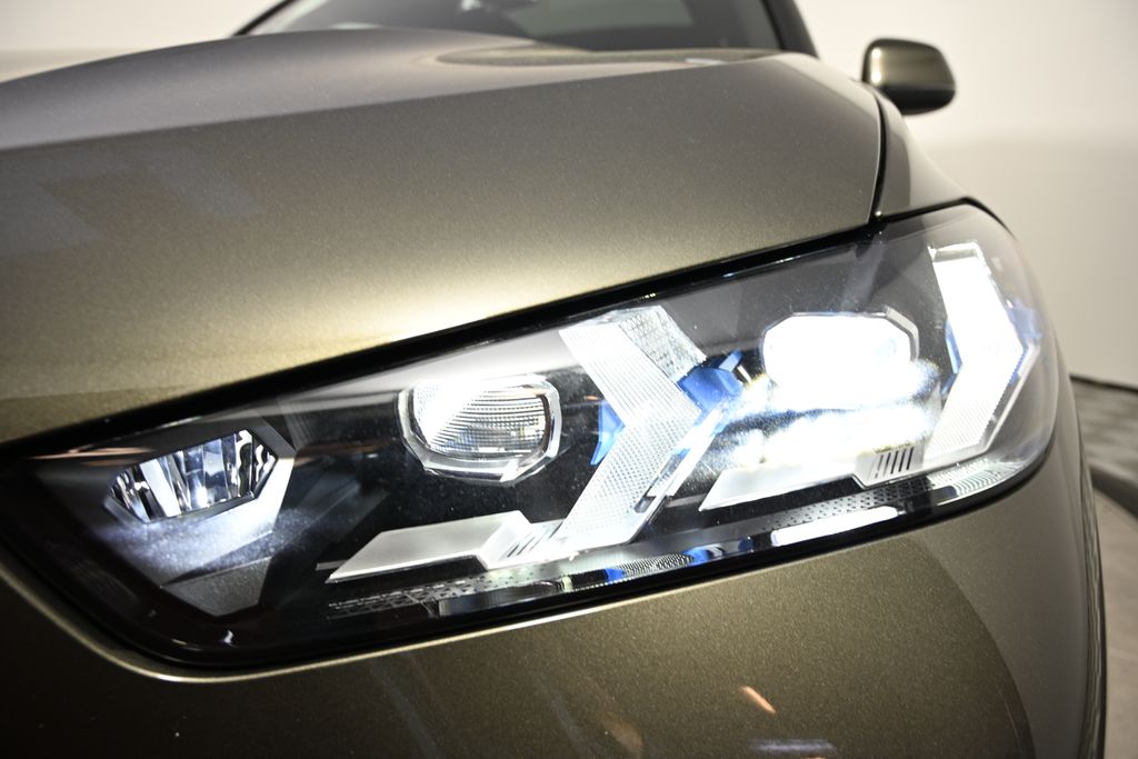 Thumbnail: 2025 BMW X5 - 9