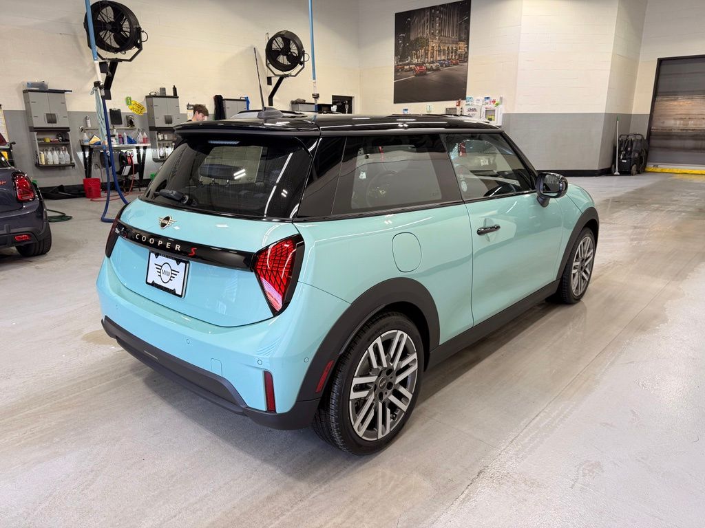 Thumbnail: 2027 MINI Cooper - 6