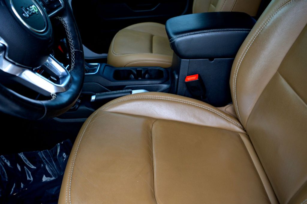 Used Car 2020 Jeep Wrangler  Unlimited Rubicon For Sale Under $35,000 In Taylor, Texas