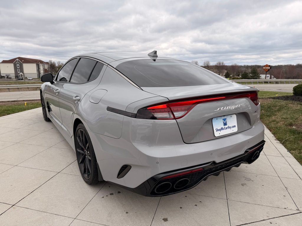 View vehicle photo 5