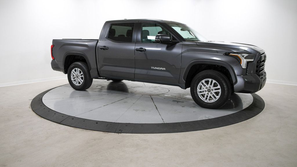 2024 Toyota Tundra SR5 5