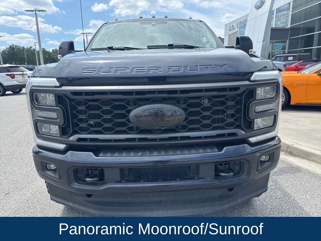 2023 Ford F-350 Super Duty LARIAT