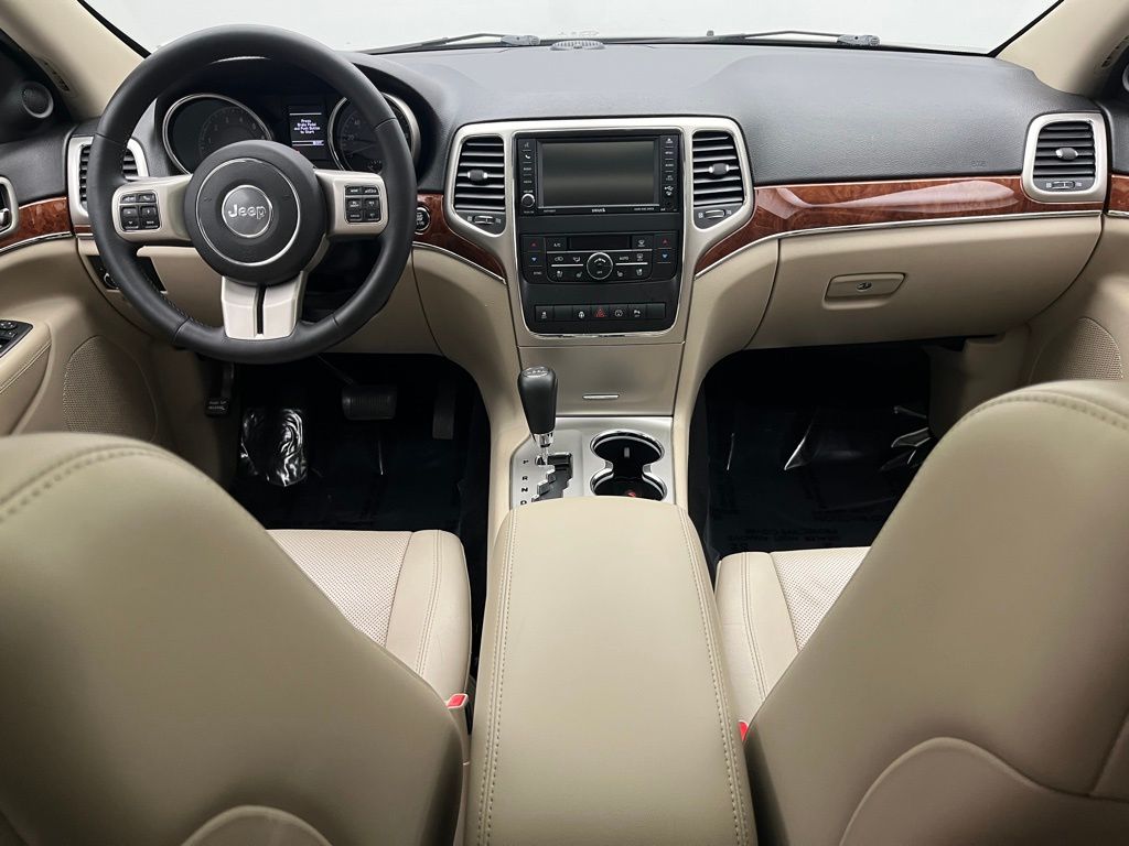 Thumbnail: 2013 Jeep Grand Cherokee - 25