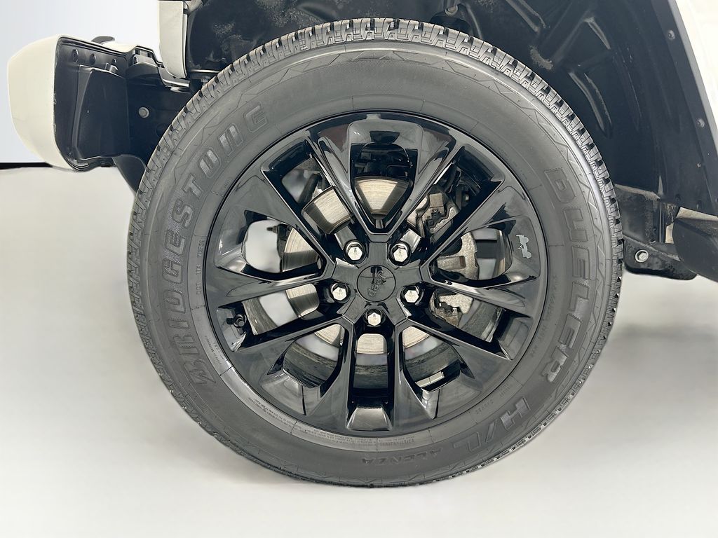 Thumbnail: 2023 Jeep Wrangler - 29