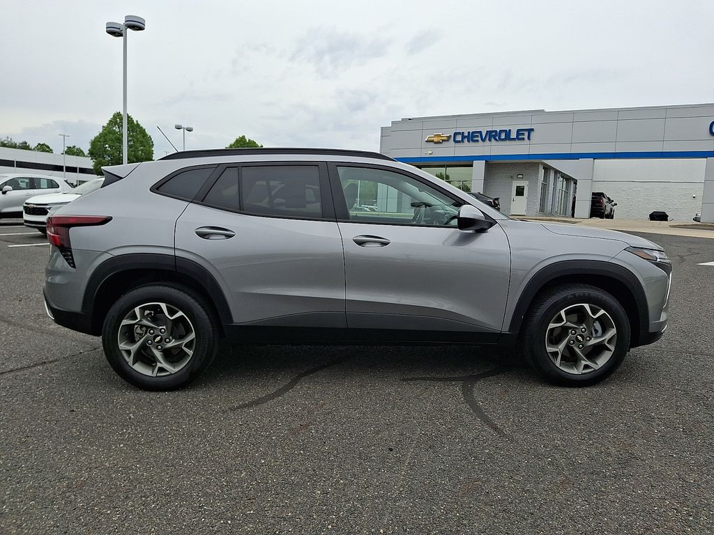 used 2025 Chevrolet Trax car, priced at $22,343