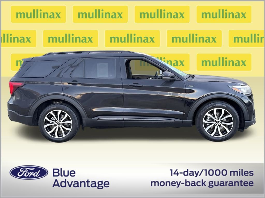 Certified Used 2025 Black Ford ST-Line image 2