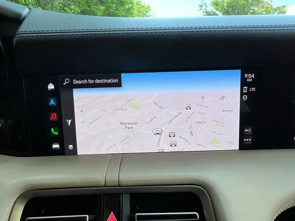 2021 Porsche Taycan 4S photo