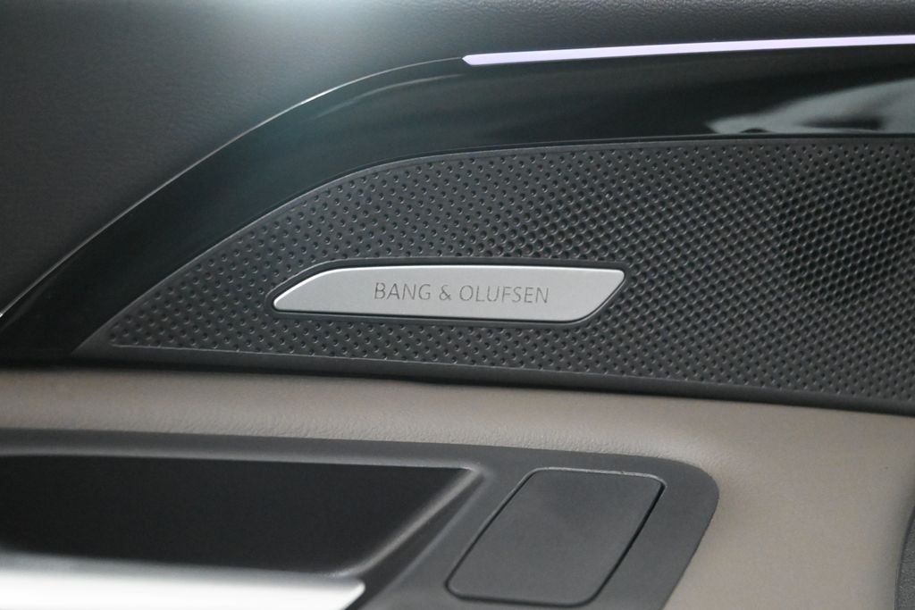 Thumbnail: 2025 Audi Q5 - 26