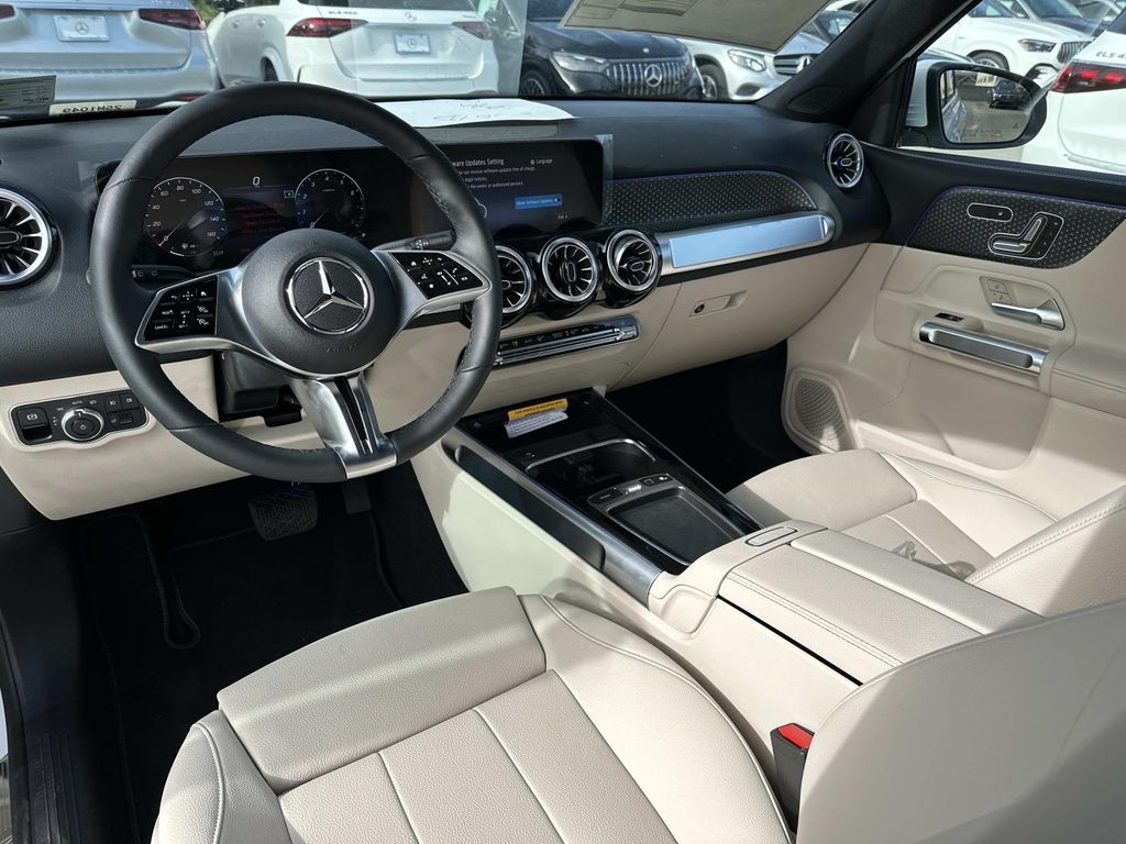 Thumbnail: 2026 Mercedes-Benz E-Class - 8