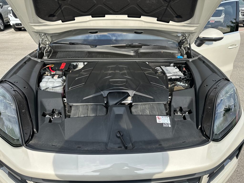 Used Car 2024 Porsche Cayenne  Base For Sale Under $80,000 In Austin, Texas