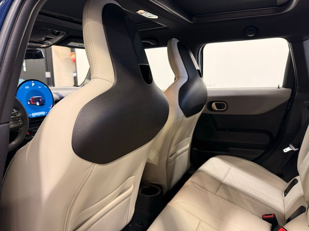 Thumbnail: 2026 MINI Cooper - 20