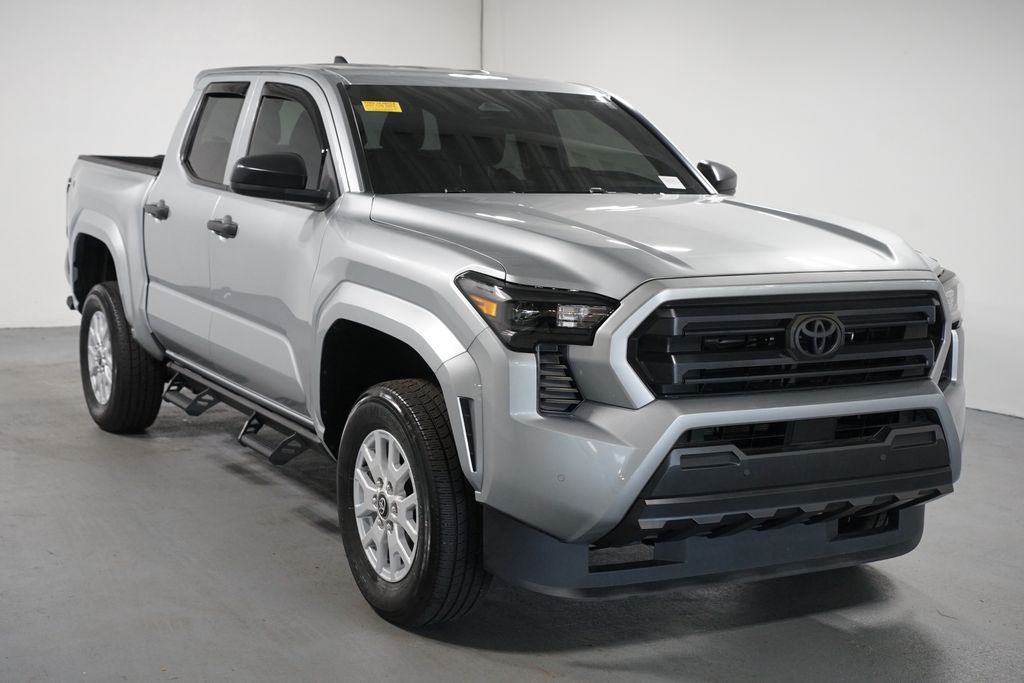 Thumbnail: 2025 Toyota Tacoma - 3