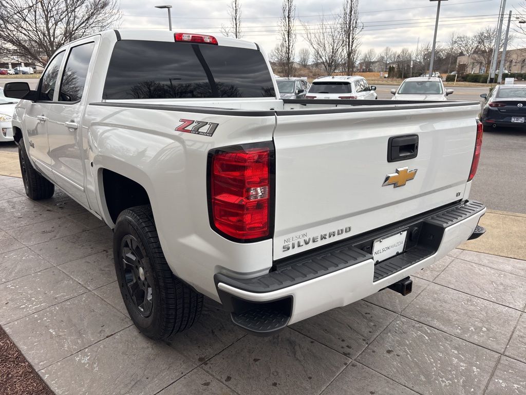 Used 2018 White Chevrolet LT image 7