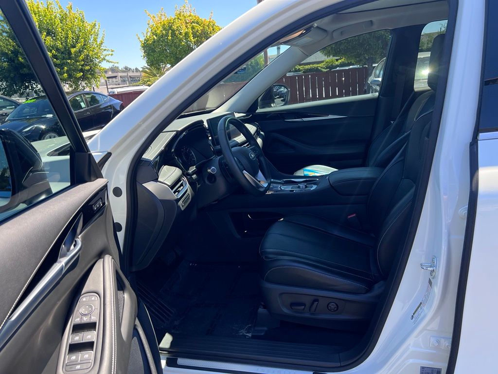 Used 2024 Infiniti QX60 SUV