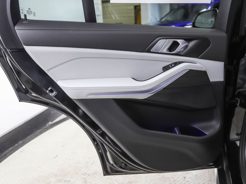 Thumbnail: 2024 BMW X5 - 20