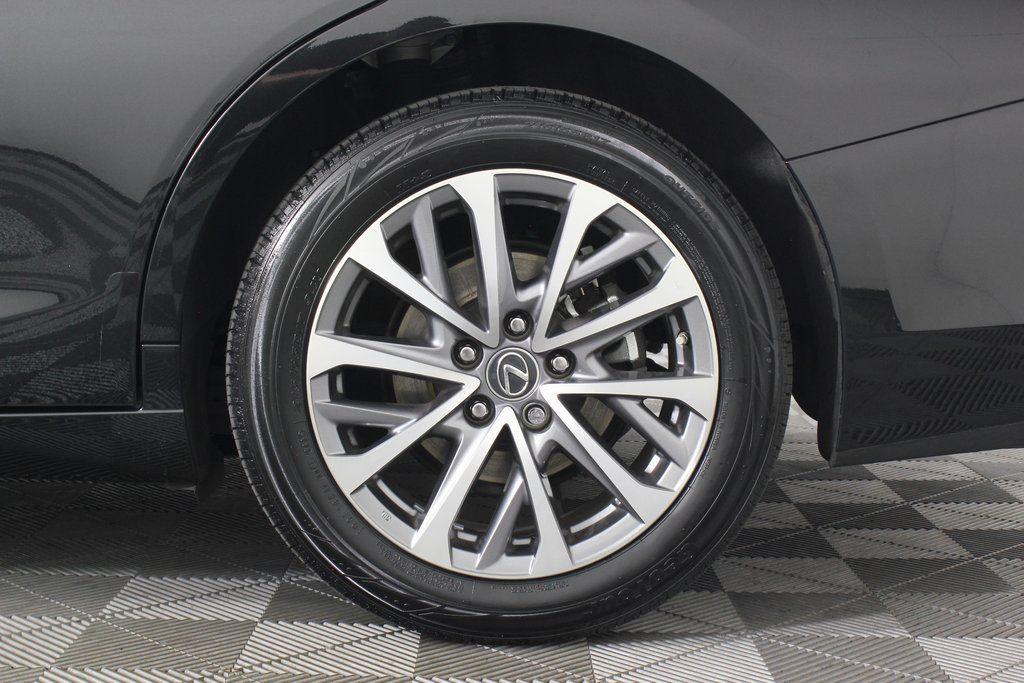 Thumbnail: 2024 Lexus ES - 16