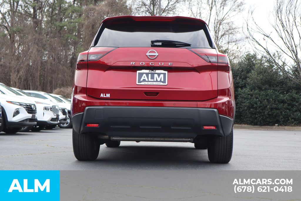 Used 2025 Red Nissan SV image 7