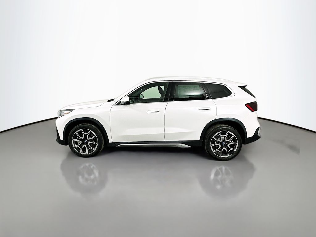 Thumbnail: 2025 BMW X1 - 8