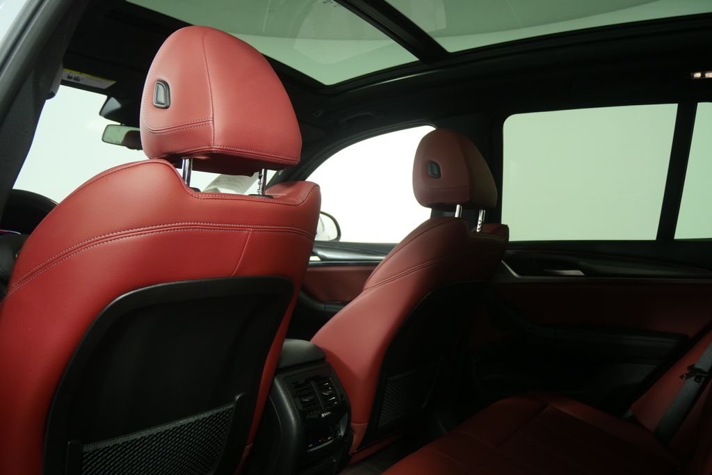 Thumbnail: 2024 BMW X3 - 16