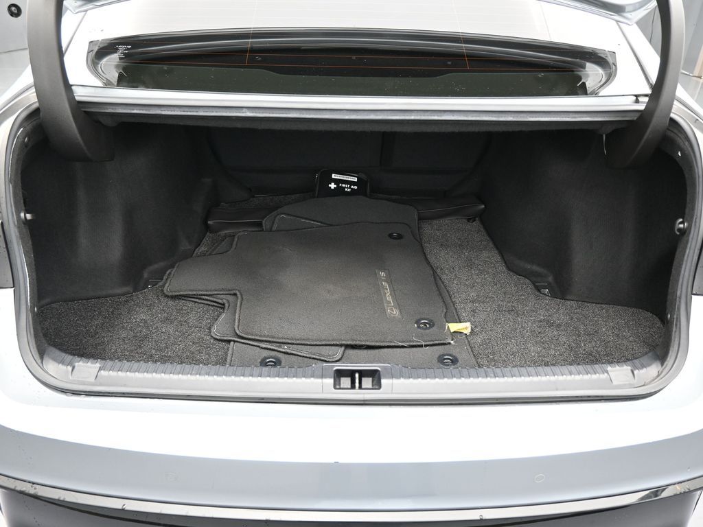 Used 2021 White Lexus 350 F SPORT image 32