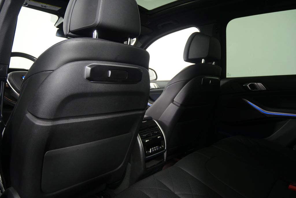 Thumbnail: 2024 BMW X5 - 19